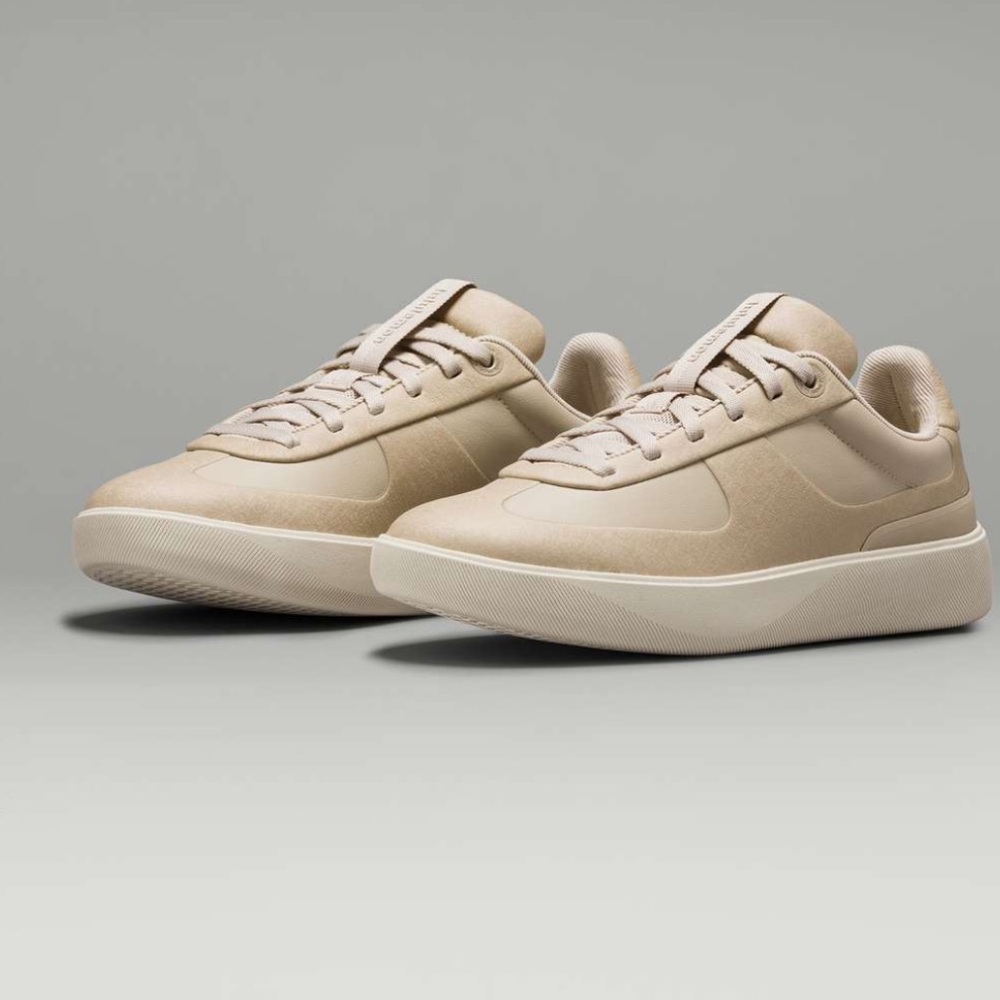 lululemon athletica Women's Cityverse Raw Linen/Natural Ivey Sneakers sz 9